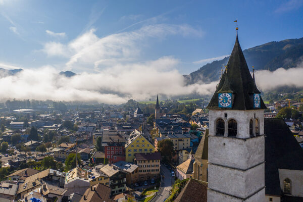 Kitzbühel Altstadt im Sommer