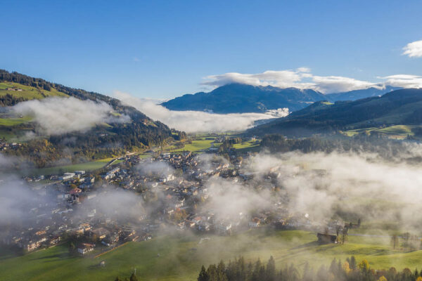 Kirchberg im Nebel