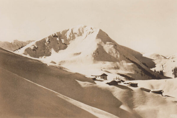 Fleckalm mit Gampenkogel