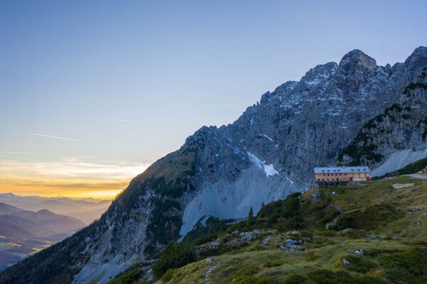 Wilder Kaiser mit Gruttenhütte Sonnenuntergang